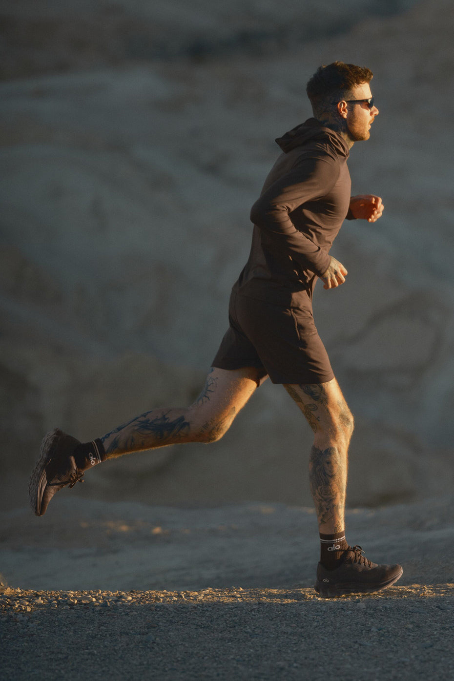 ALO Runner - Espresso - Image 8