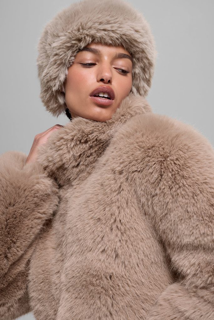 Opulent Faux Fur Wintersun Headband - Oat