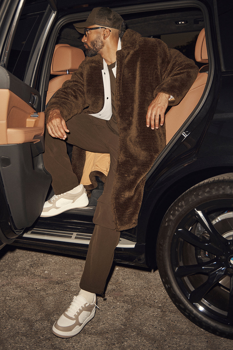 ALO Recovery Mode Sneaker - Gravel/White - Image 7