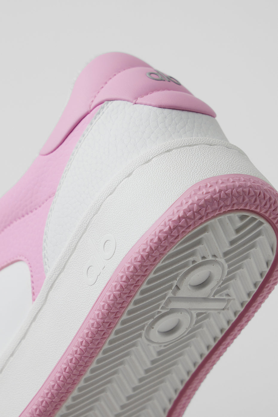 ALO Recovery Mode Sneaker - Pink/White - Image 5