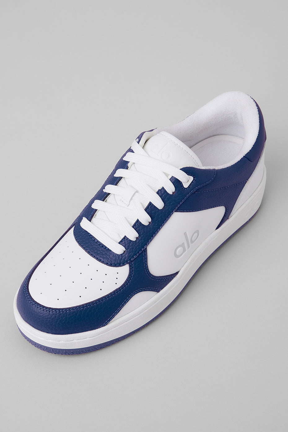 ALO Recovery Mode Sneaker - Navy/White - Image 4