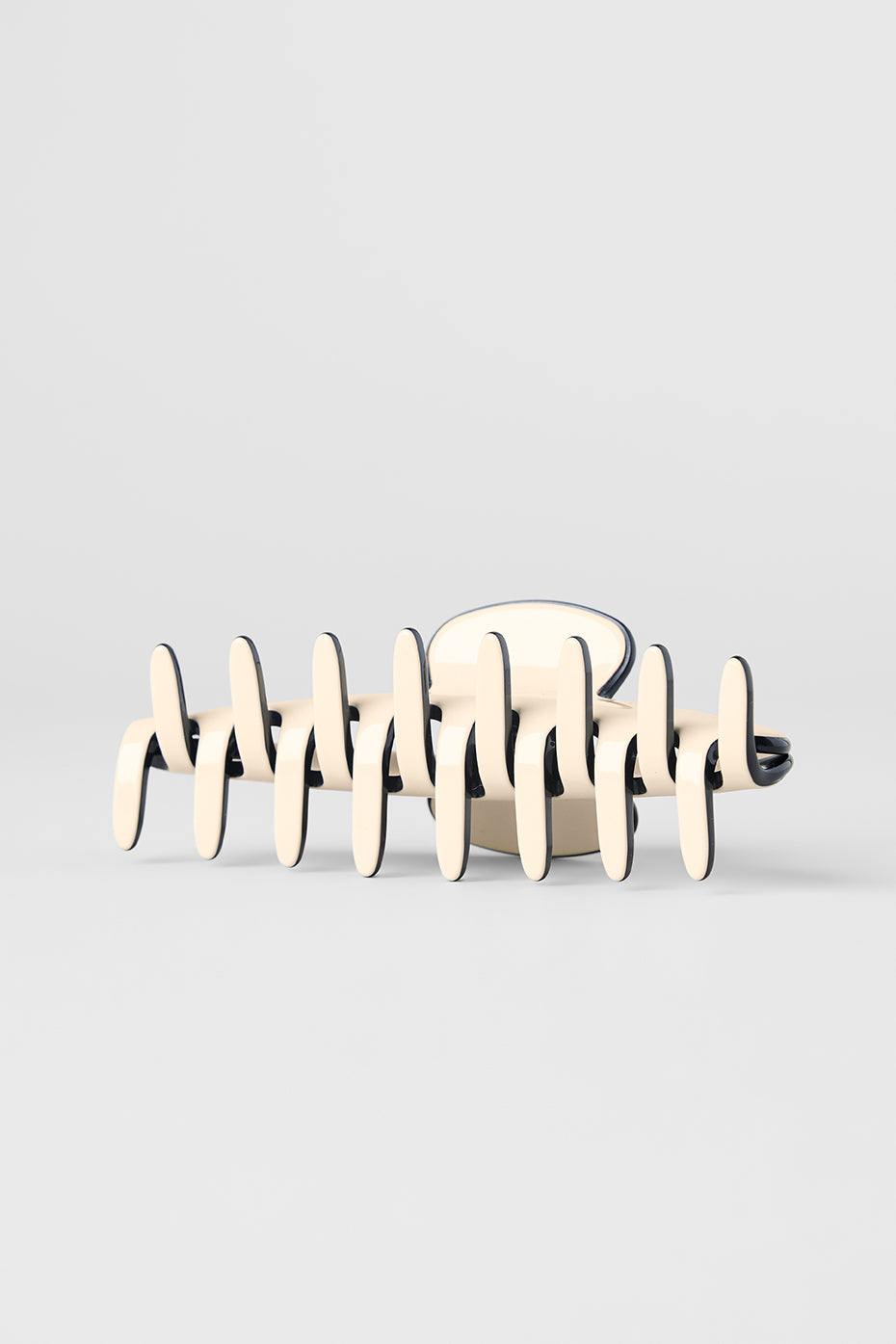 Outline Claw Clip - Macadamia/Black - Image 4