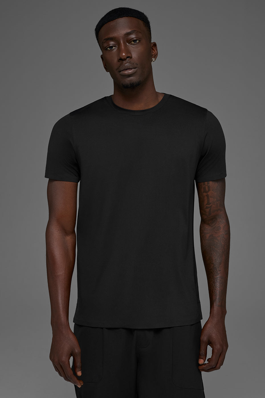 Idol Crewneck Short Sleeve - Black - Image 4
