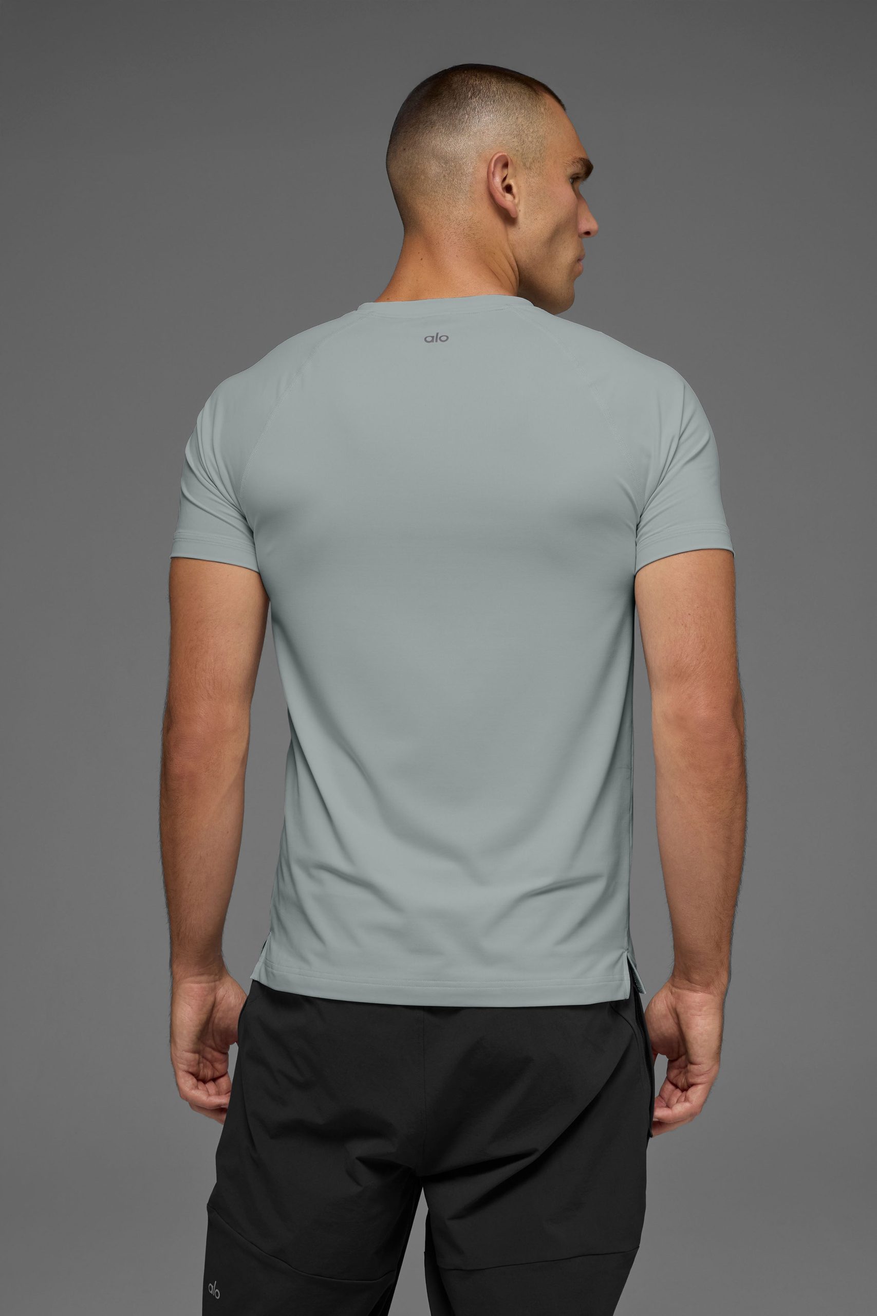 Idol Crewneck Short Sleeve - Lunar Grey - Image 3
