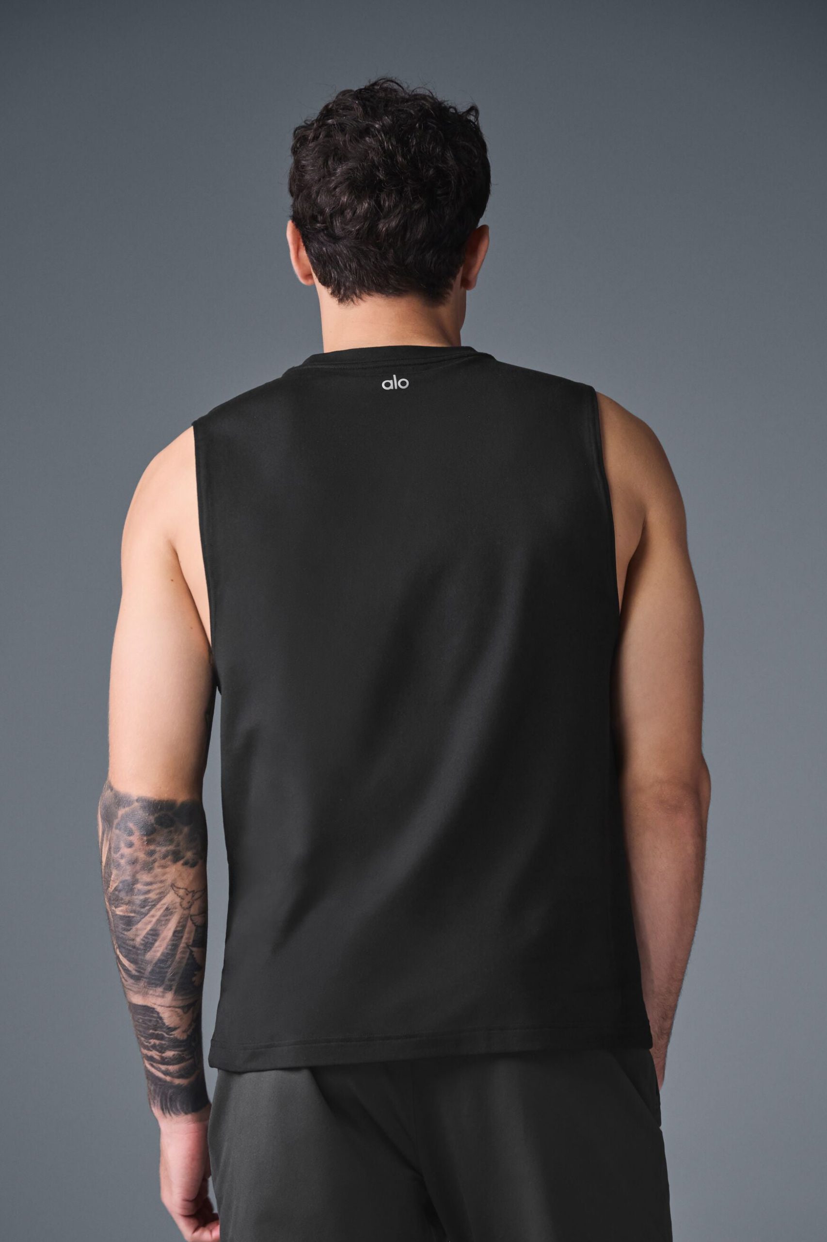 Conquer Muscle Tank - Black - Image 3