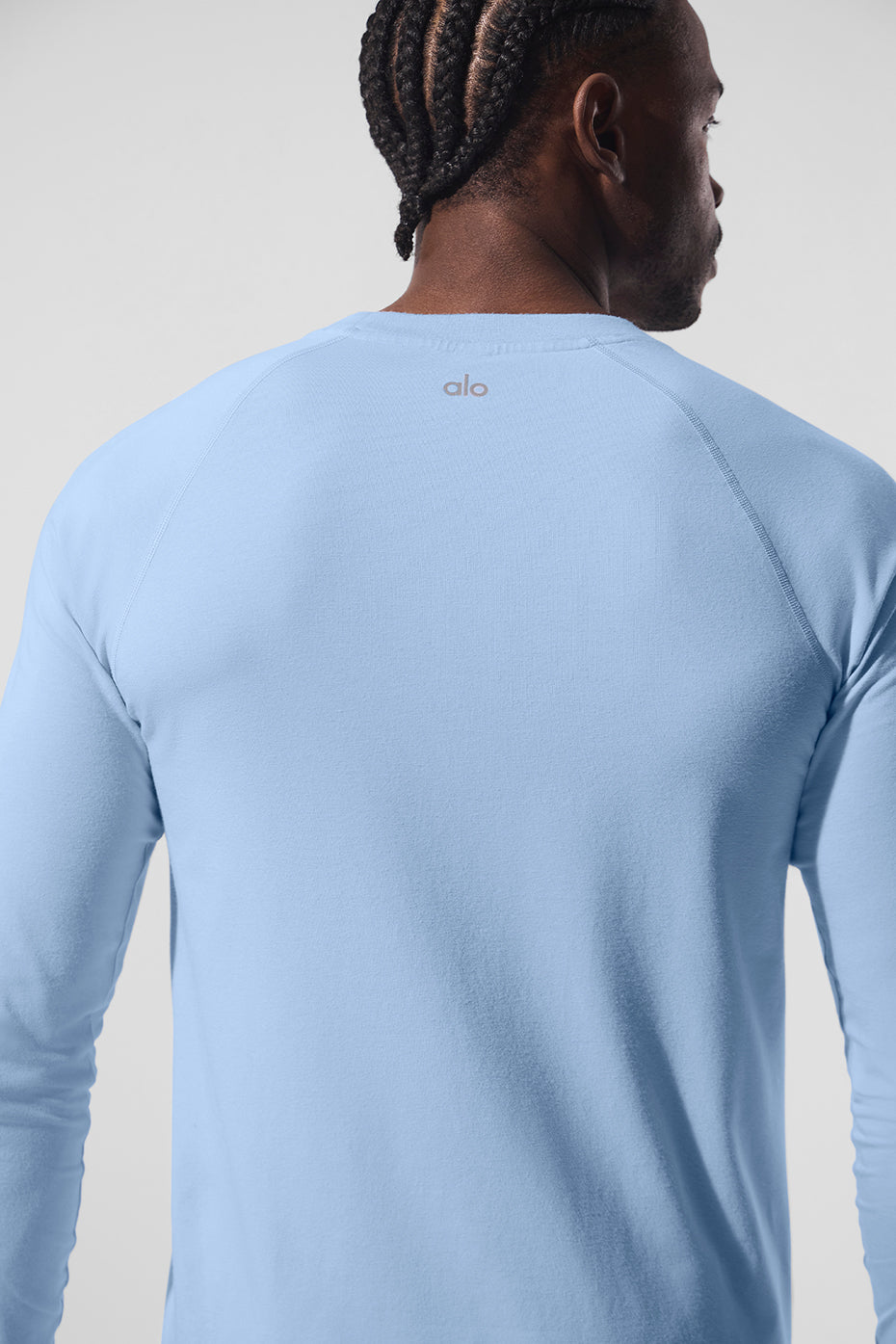 ALO Vapor Crewneck Long Sleeve - Seashell Blue - Image 5