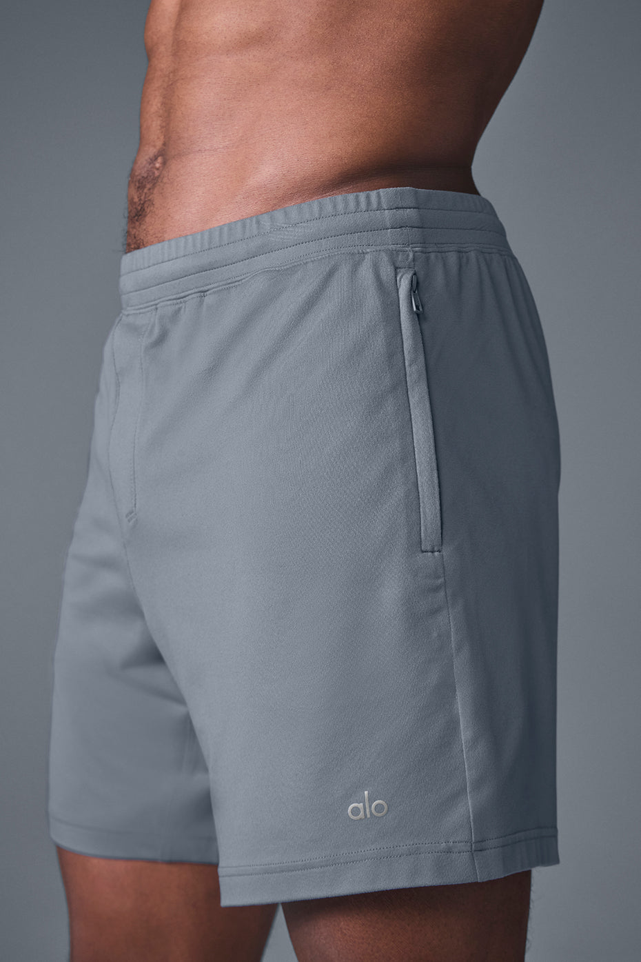 7 Conquer React Performance Short - Steel Grey - Image 4