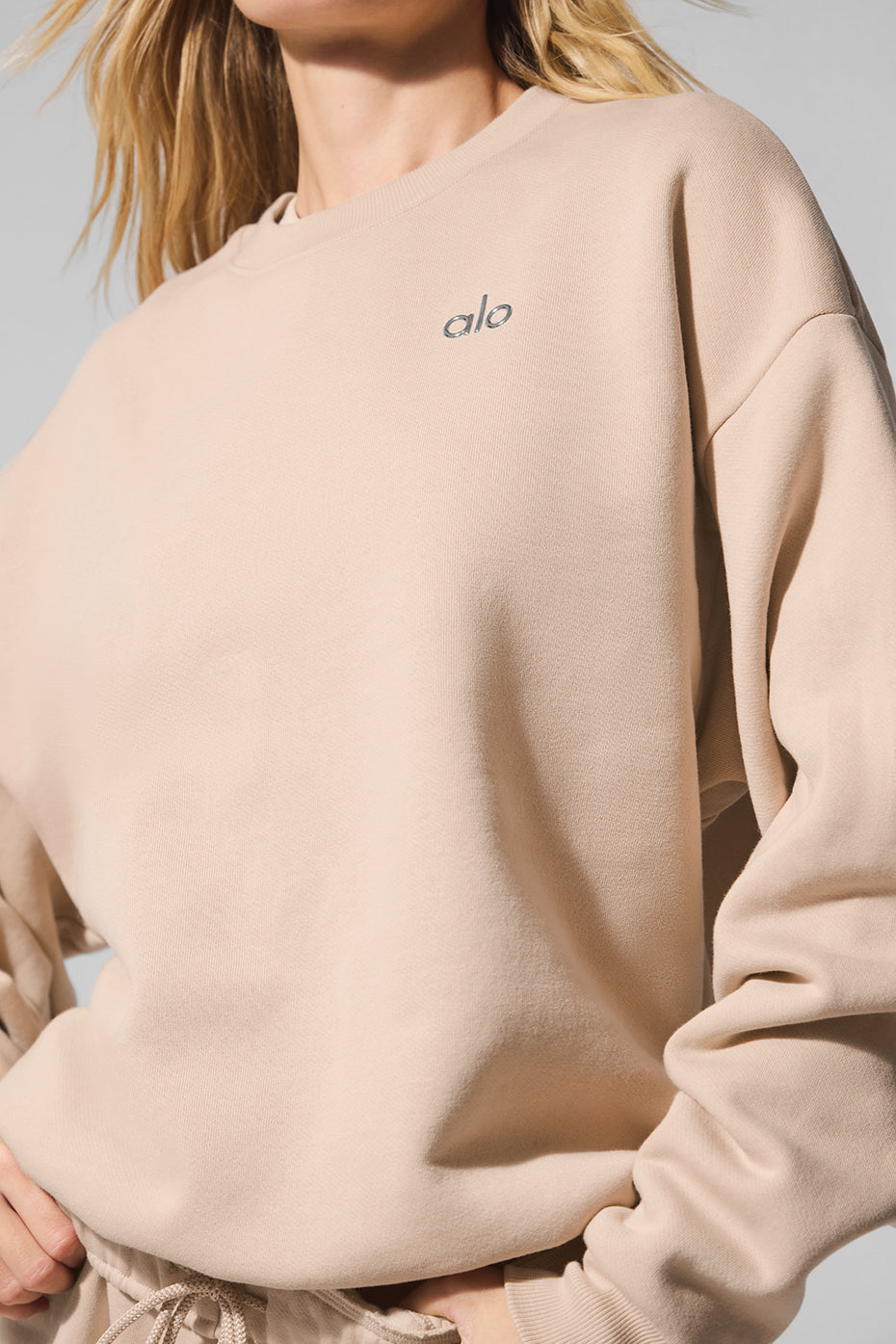 Accolade Crew Neck Pullover - Macadamia - Image 2