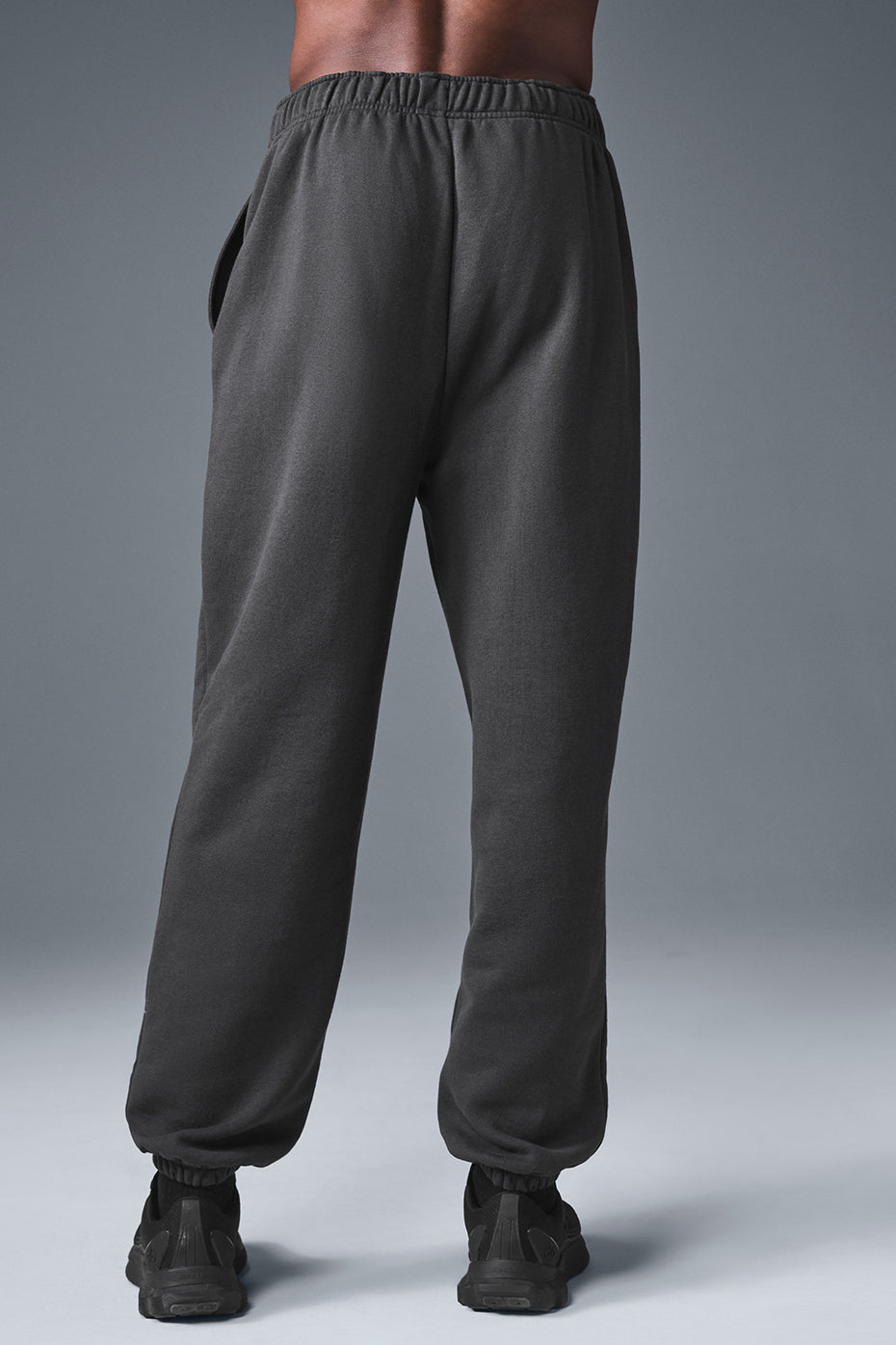 Accolade Sweatpant - Anthracite - Image 2
