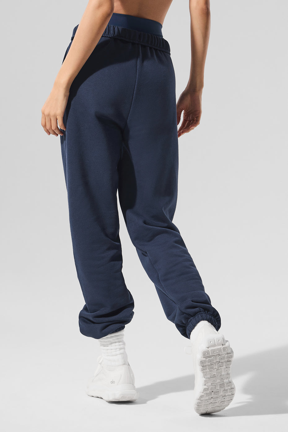 Accolade Sweatpant - Navy - Image 4