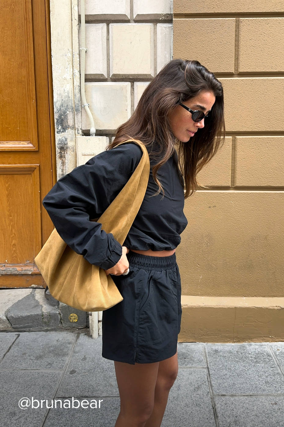 Cropped 1/4 Zip Alumni Pullover - Black - Image 5