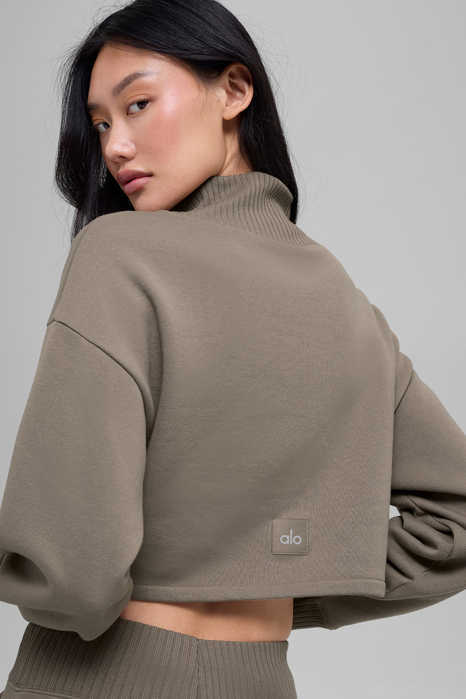 Cropped Serenity Coverup - Light Cocoa - Image 4