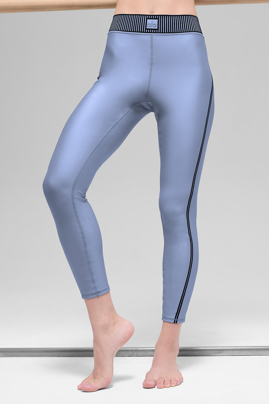 Airlift High-Waist 7/8 Line Up Legging - Winter Frost - Image 2