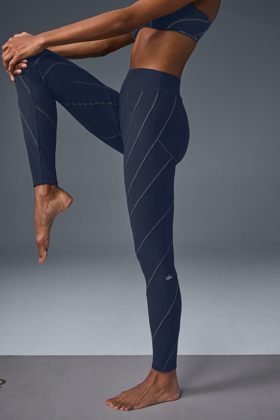 Alosoft High-Waist Sunray Legging - Navy/Ivory - Image 3