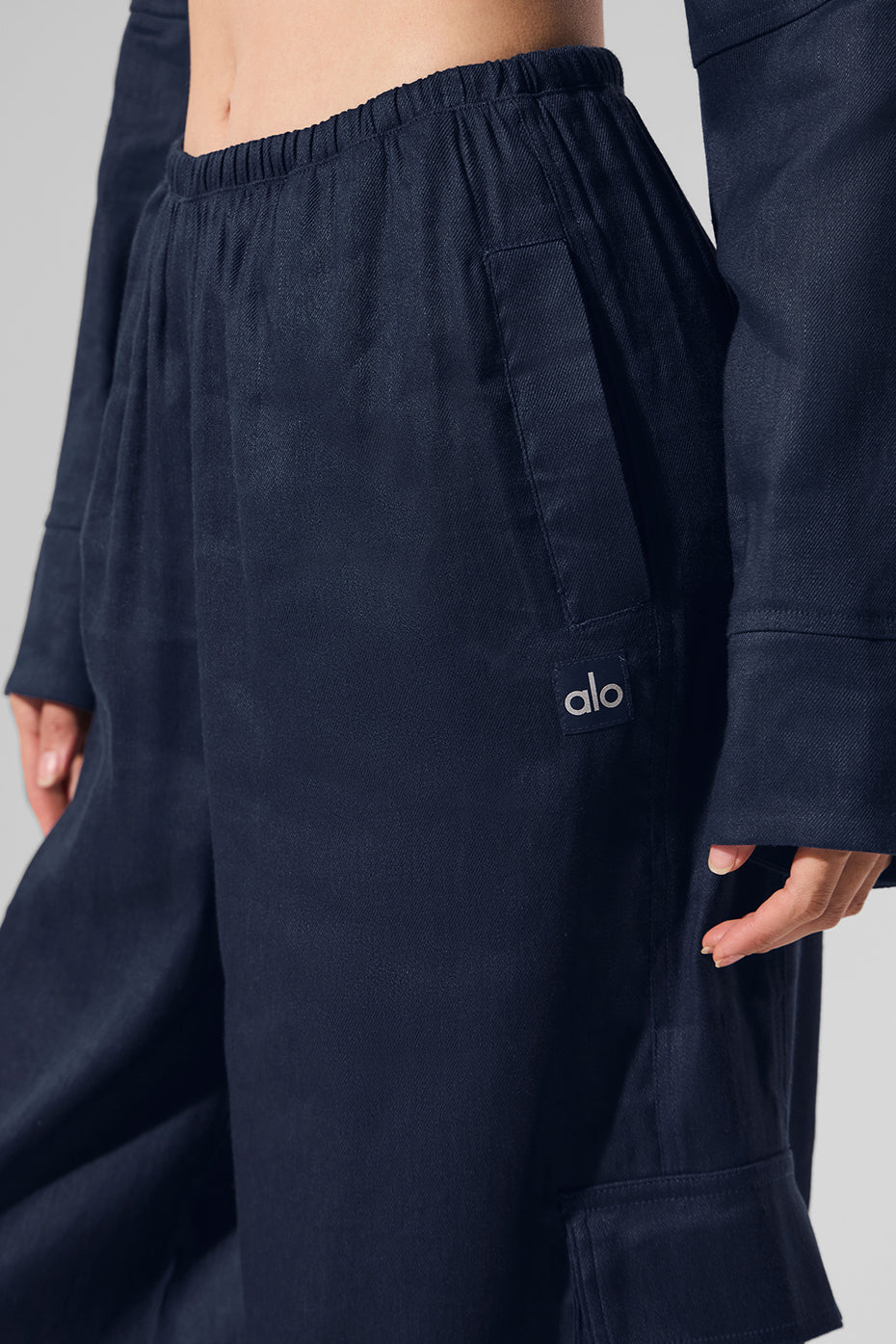 Linen Getaway Cargo Wide Leg Pant - Navy - Image 2