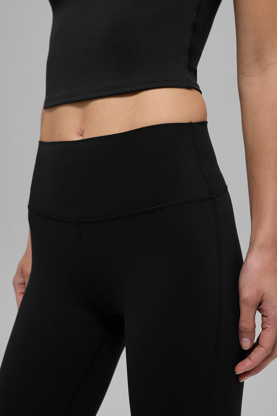 ALO Softsculpt High-Waist 7/8 Bootcut Legging - Black - Image 4