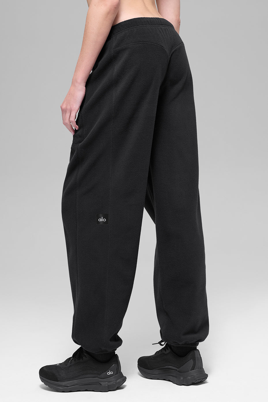 Polar Fleece High-Waist Retreat Jogger - Black