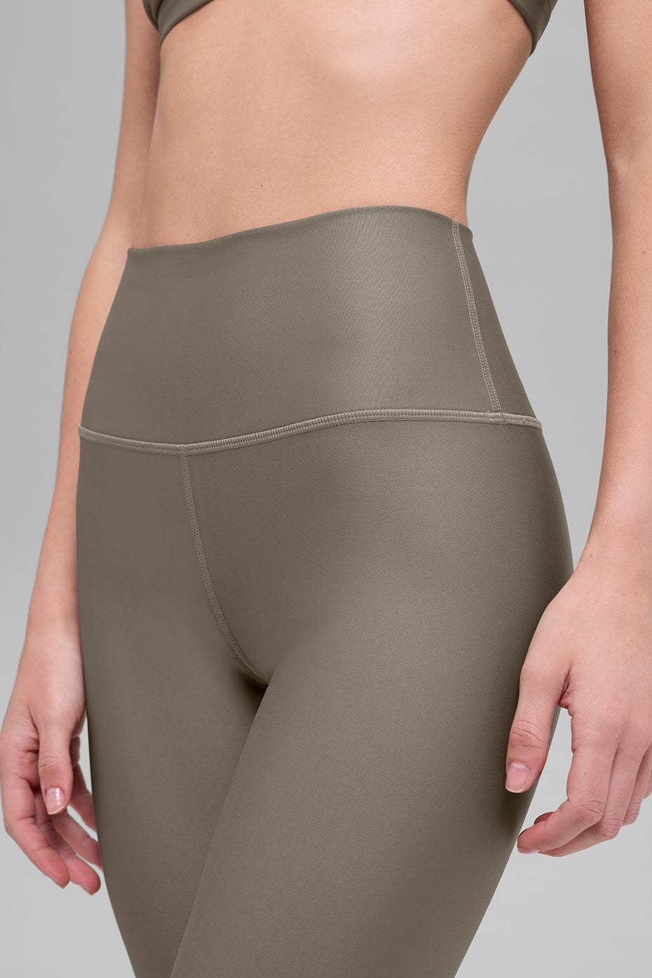 7/8 High-Waist Airlift Legging - Light Cocoa - Image 4