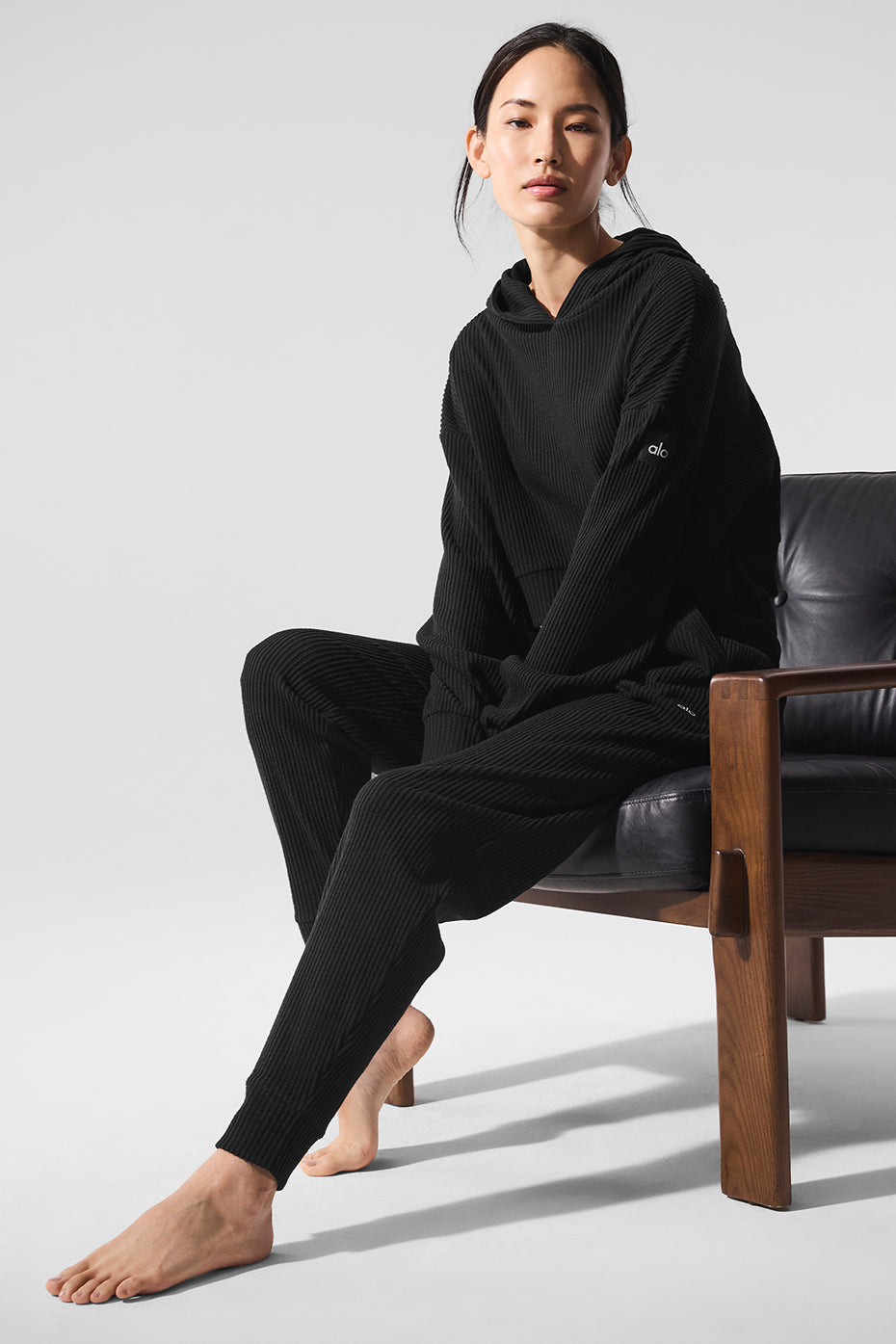 Muse Sweatpant - Black - Image 5