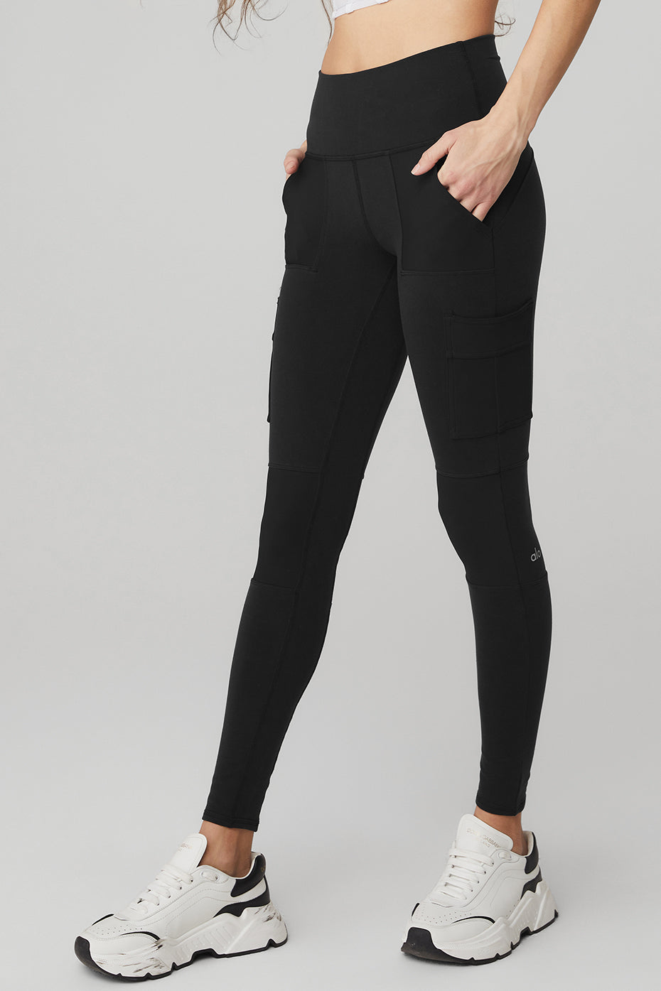 High-Waist Cargo Legging - Black - Image 3
