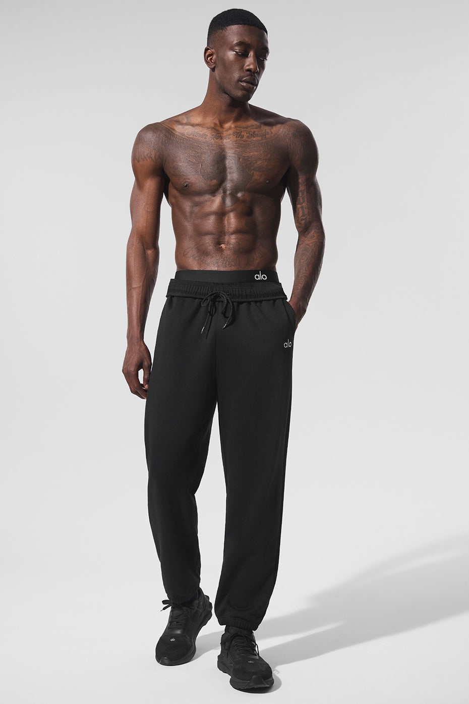 Accolade Sweatpant - Black - Image 4