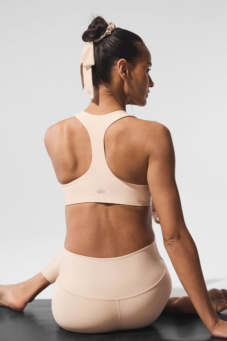 Airlift Advantage Racerback Bra - Macadamia - Image 2